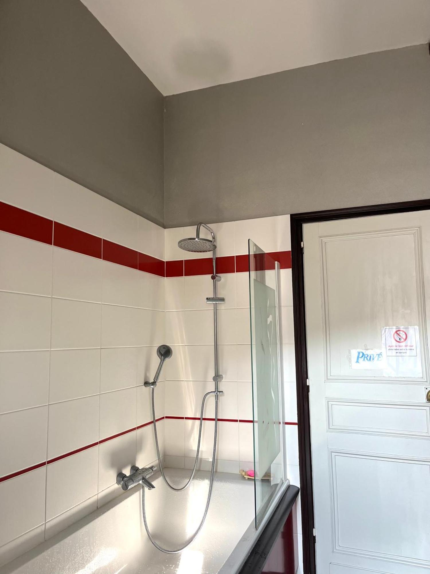 Coquelicot Hotel Armentières Екстериор снимка