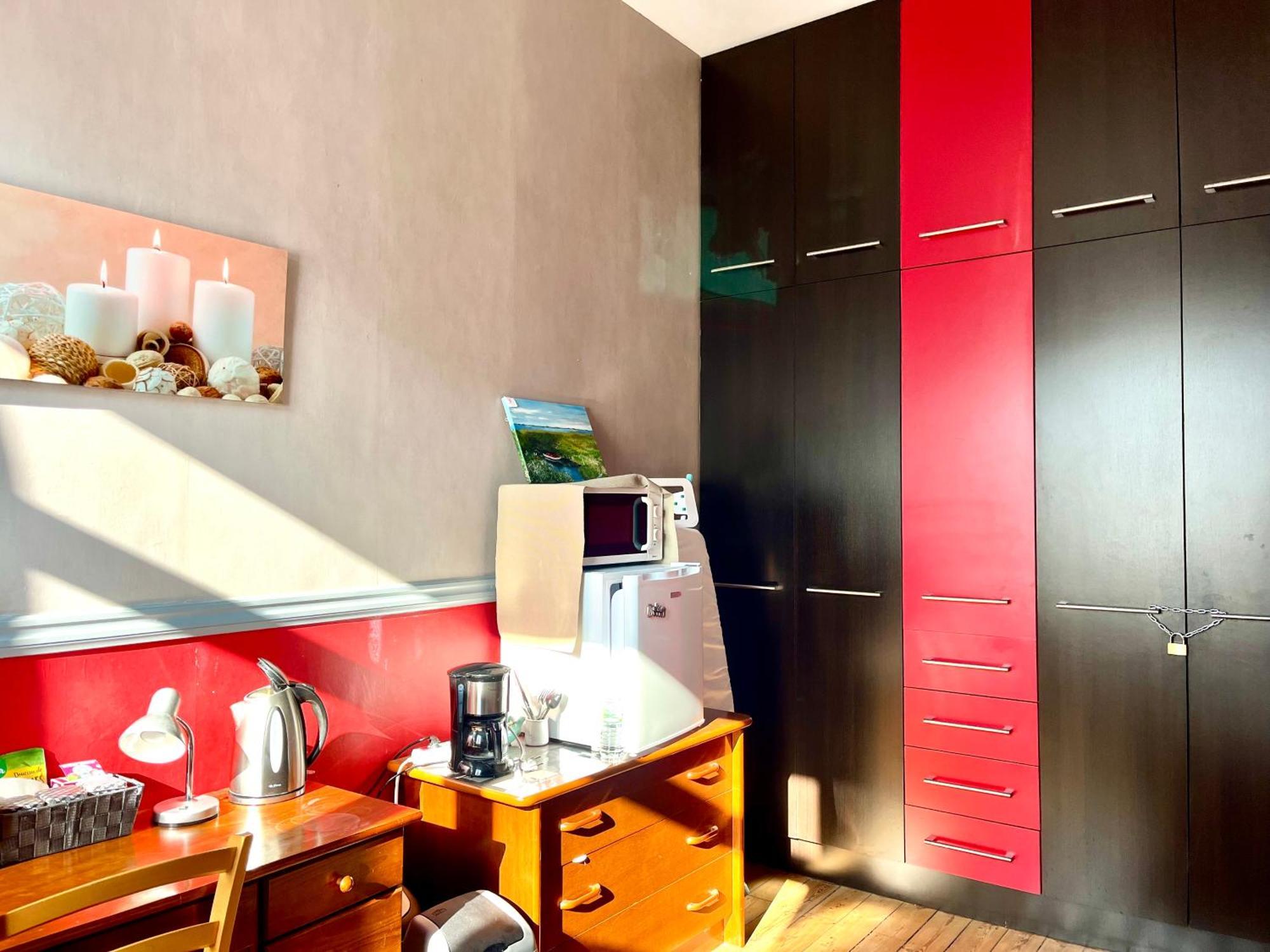 Coquelicot Hotel Armentières Екстериор снимка
